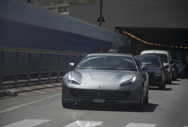 Ferrari GTC4Lusso