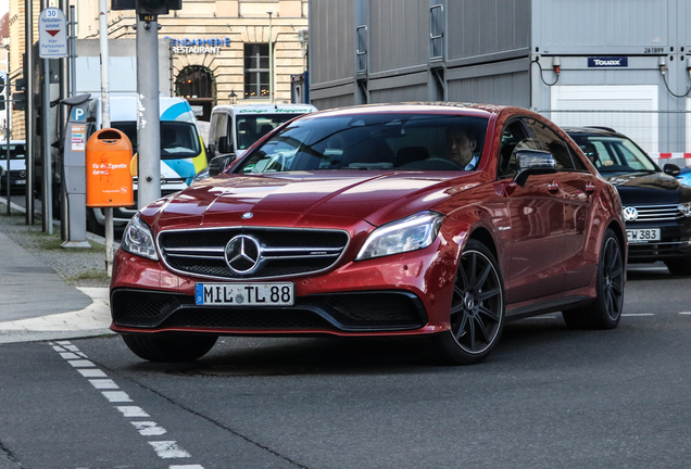 Mercedes-Benz CLS 63 AMG C218 2015