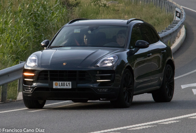 Porsche 95B Macan Turbo