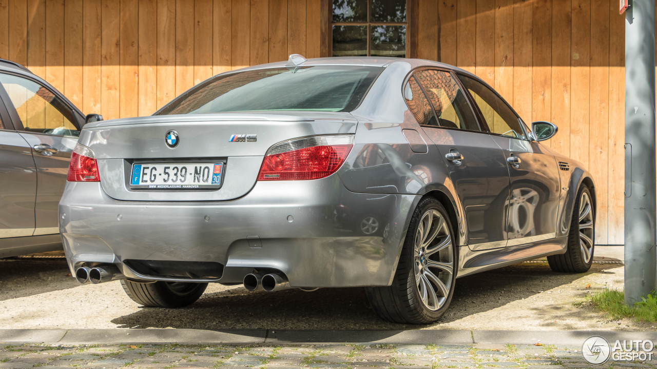 BMW M5 E60 2007