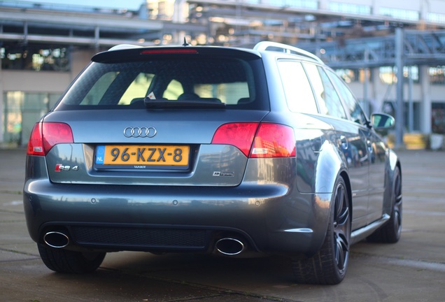 Audi RS4 Avant B7