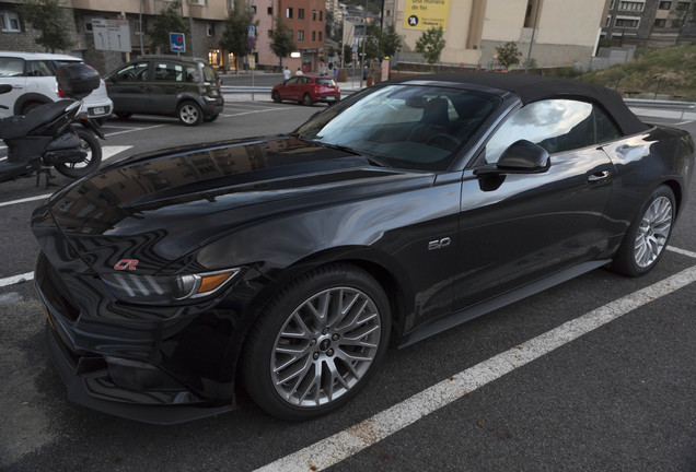 Ford Mustang GT Convertible 2015