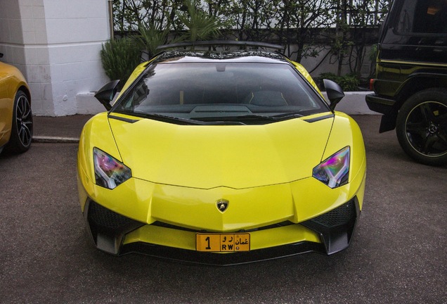 Lamborghini Aventador LP750-4 SuperVeloce Roadster