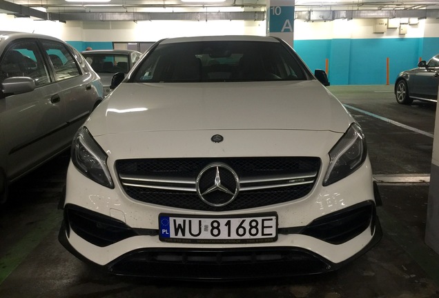 Mercedes-AMG A 45 W176 2015