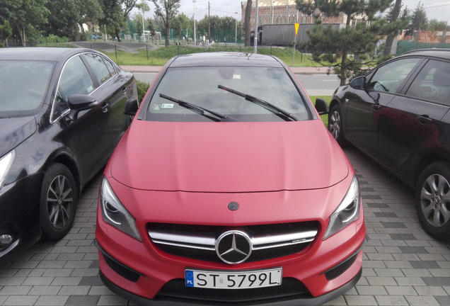 Mercedes-AMG CLA 45 C117