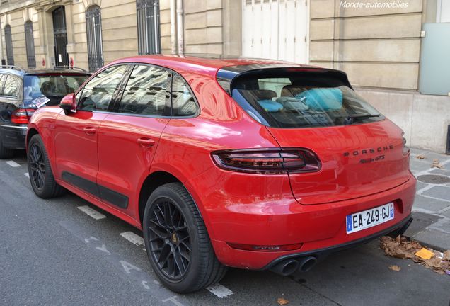 Porsche 95B Macan GTS