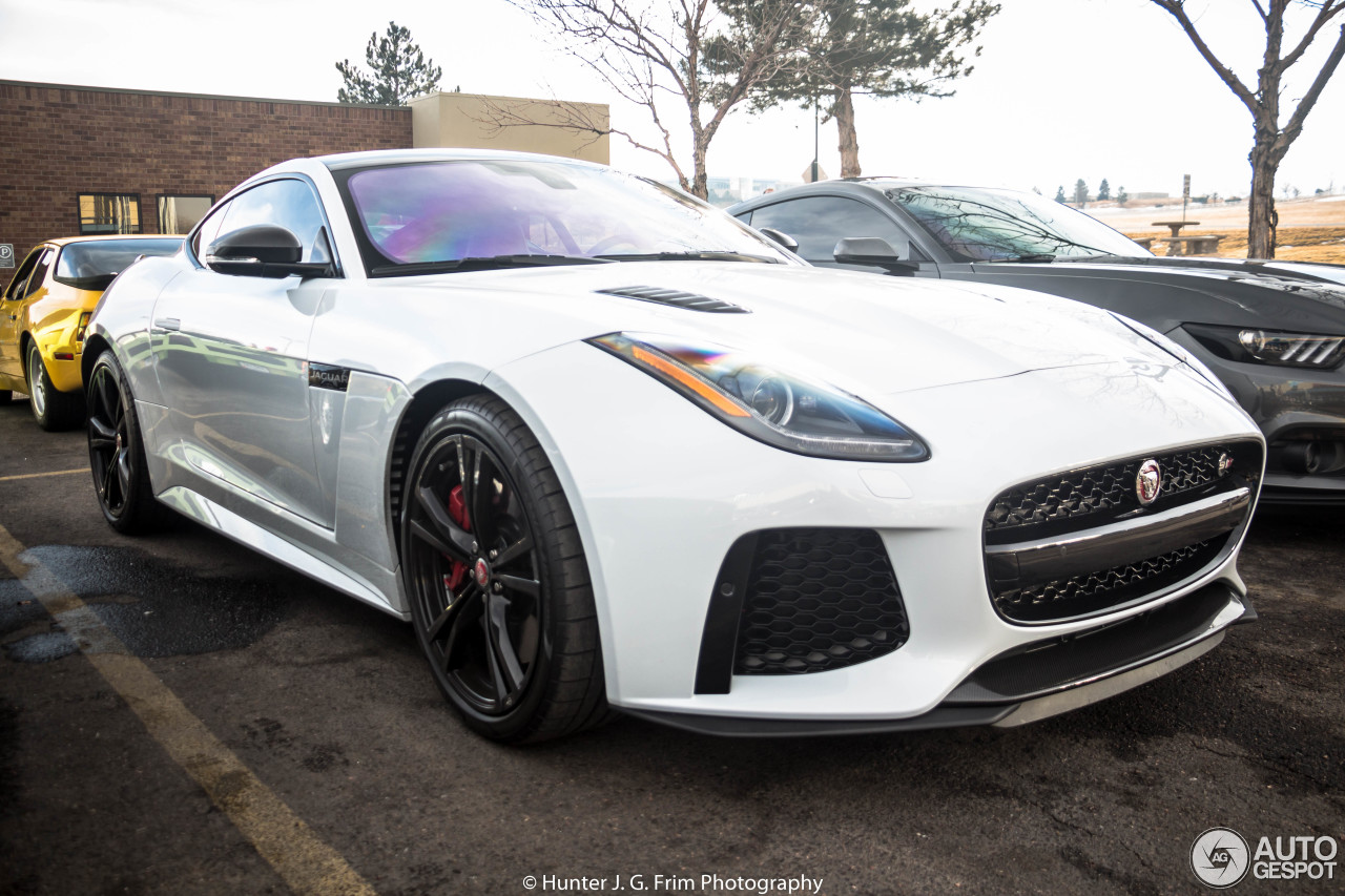 Jaguar F-TYPE SVR Coupé