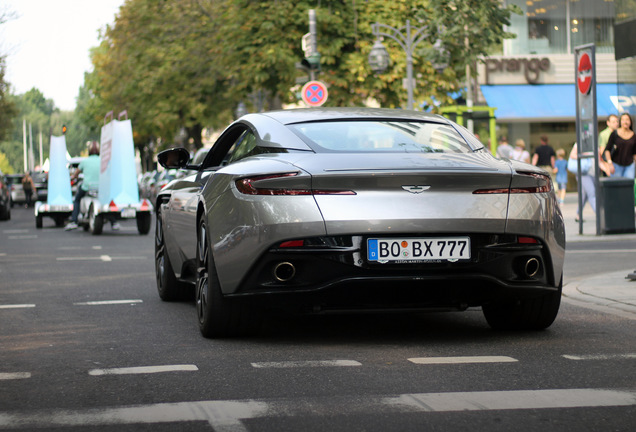 Aston Martin DB11