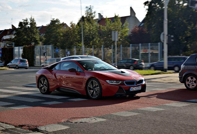 BMW i8 Protonic Red Edition