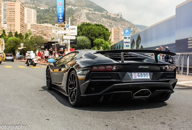 Lamborghini Aventador S LP740-4