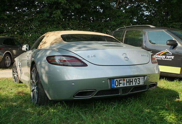 Mercedes-Benz SLS AMG Roadster