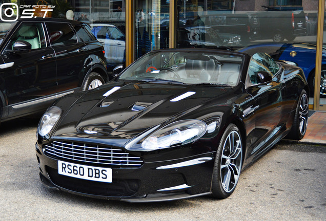 Aston Martin DBS Volante