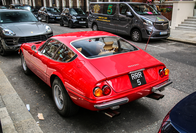 Ferrari 365 GTB/4 Daytona