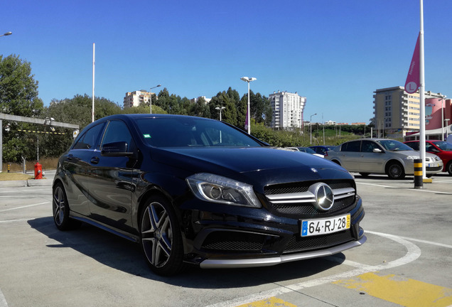 Mercedes-Benz A 45 AMG