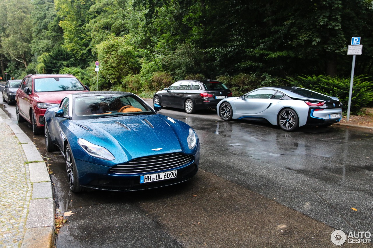 Aston Martin DB11