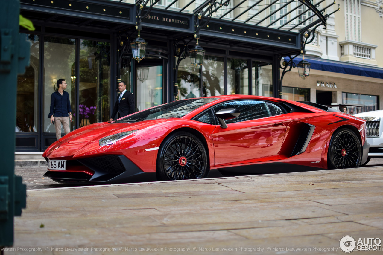 Lamborghini Aventador LP750-4 SuperVeloce