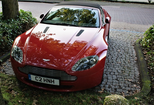 Aston Martin V8 Vantage Roadster