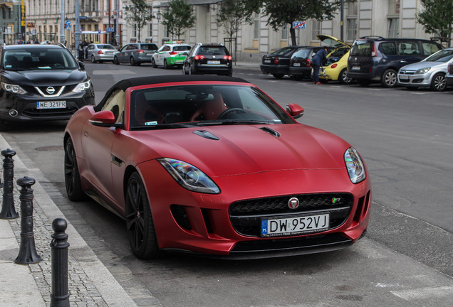 Jaguar F-TYPE R Convertible