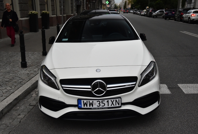 Mercedes-AMG A 45 W176 2015