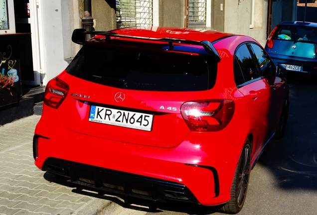 Mercedes-AMG A 45 W176 2015