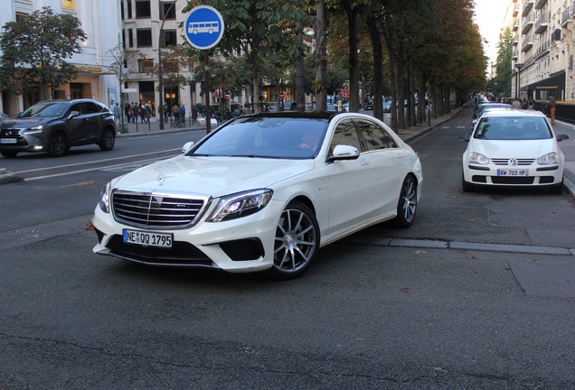 Mercedes-AMG S 63 V222