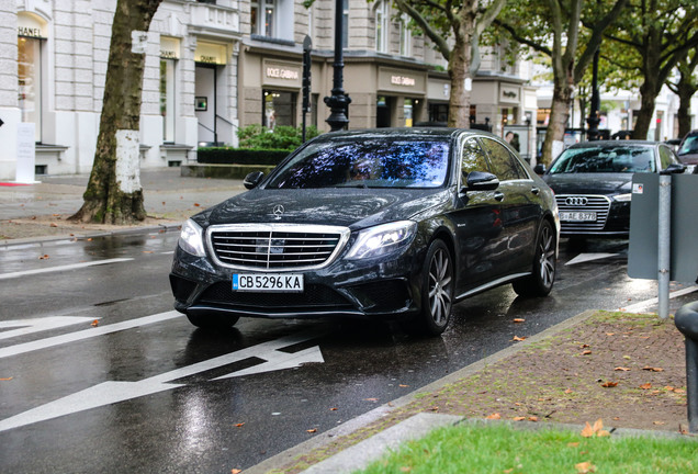 Mercedes-Benz S 63 AMG V222