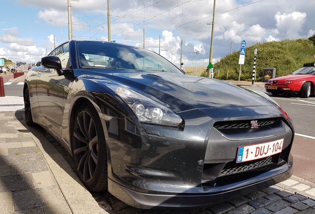 Nissan GT-R