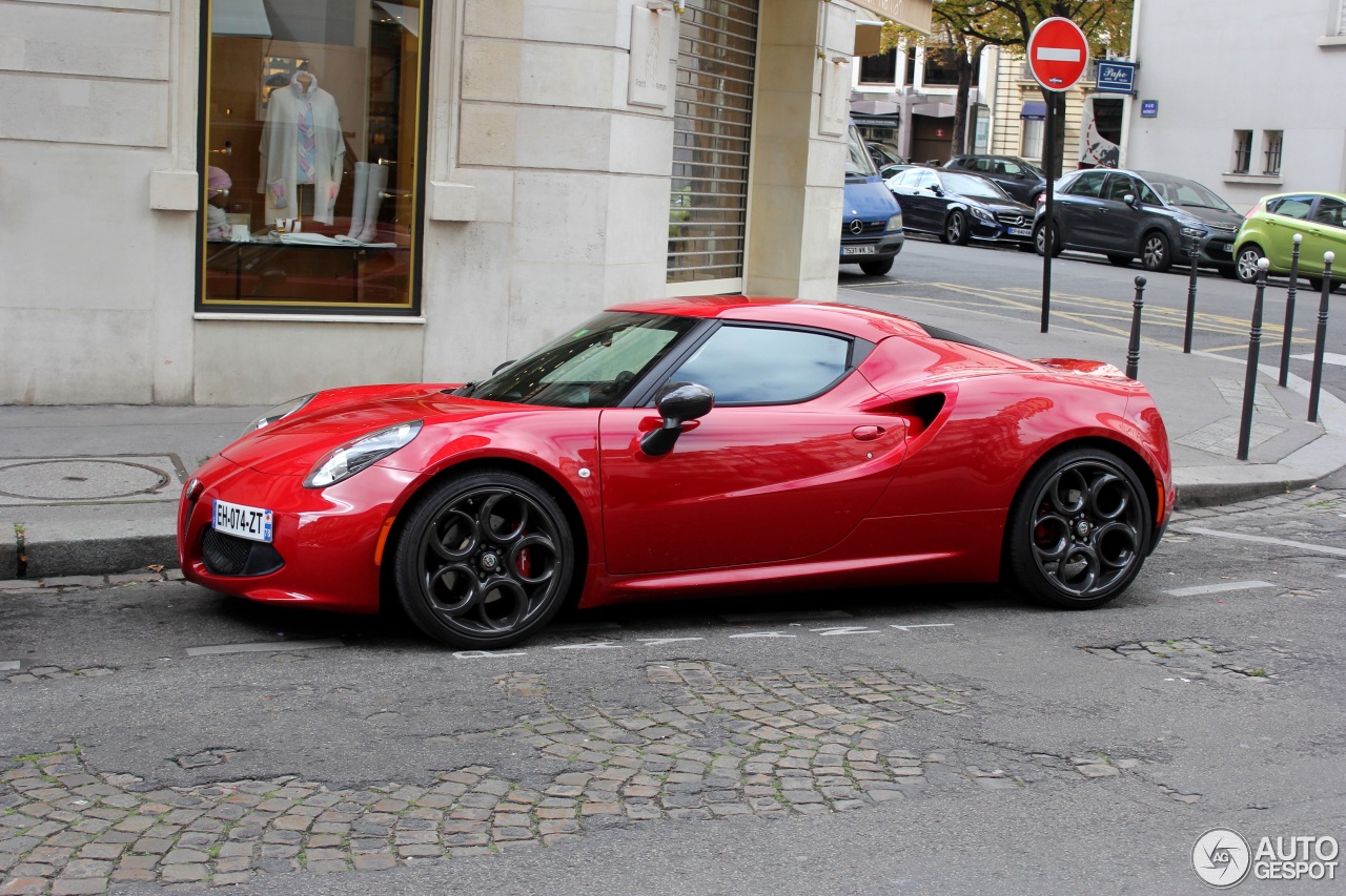 Alfa Romeo 4C Coupé