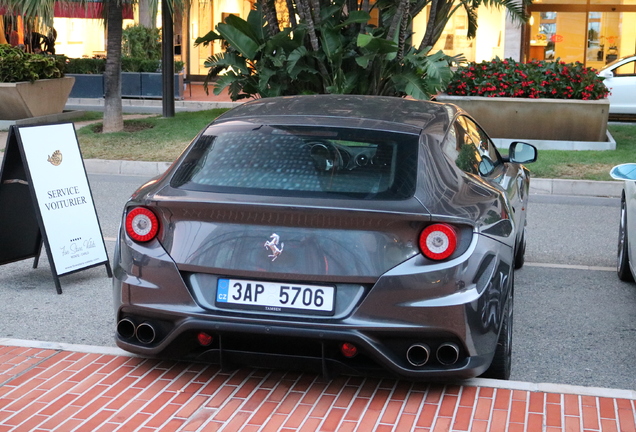 Ferrari FF