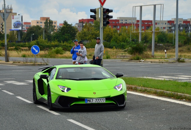 Lamborghini Aventador LP750-4 SuperVeloce