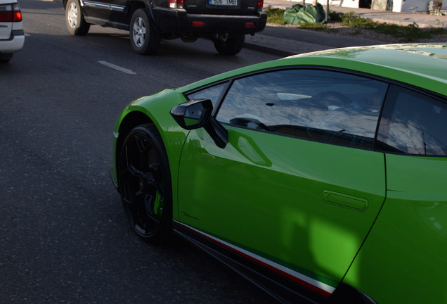 Lamborghini Huracán LP640-4 Performante