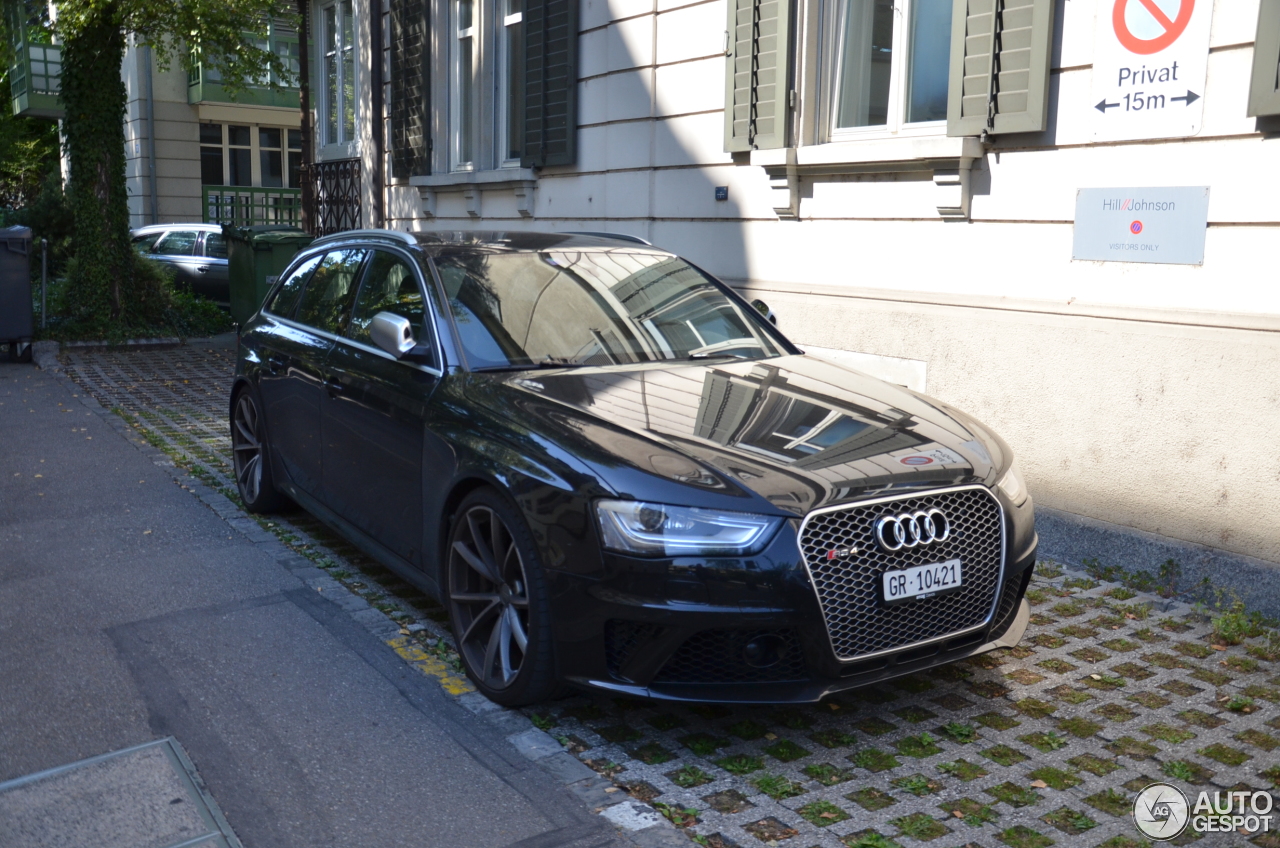 Audi RS4 Avant B8