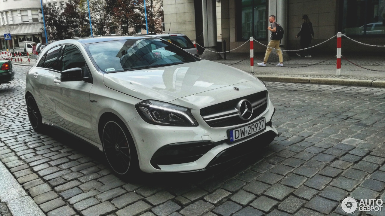 Mercedes-AMG A 45 W176 2015