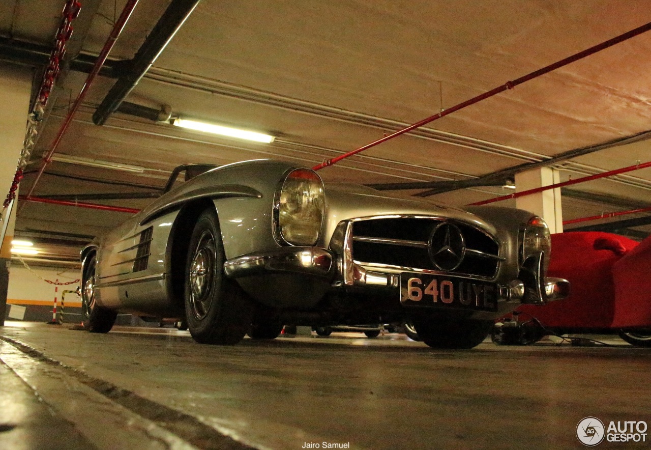 Mercedes-Benz 300SL Roadster