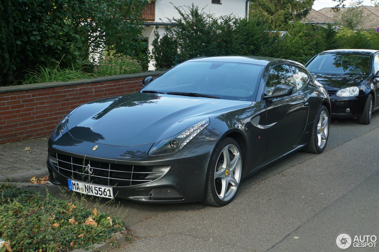 Ferrari FF