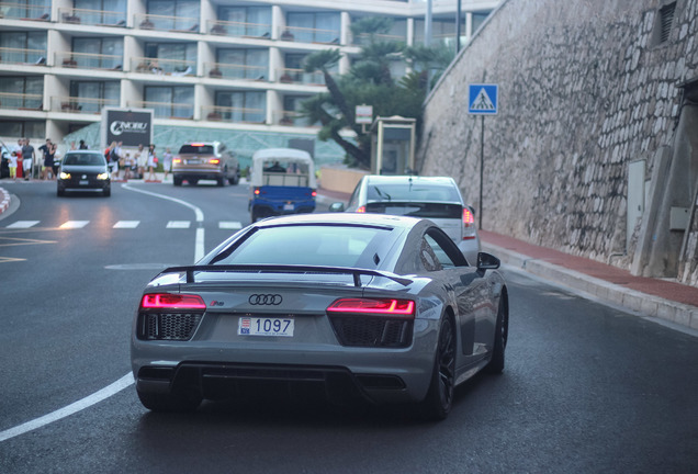 Audi R8 V10 Plus 2015