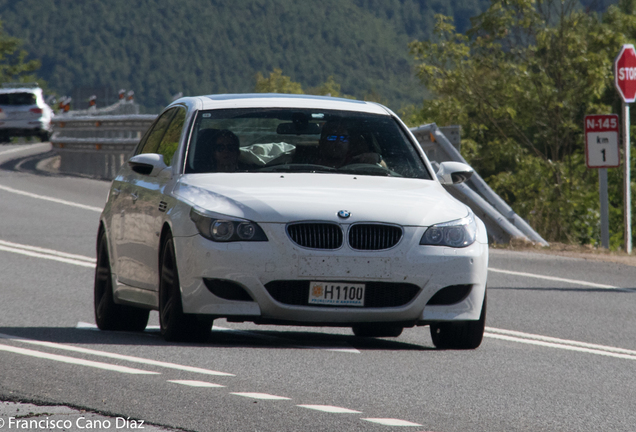 BMW M5 E60 2005