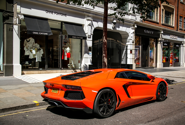 Lamborghini Aventador LP700-4