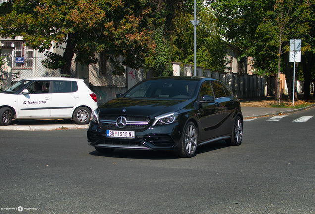 Mercedes-AMG A 45 W176 2015