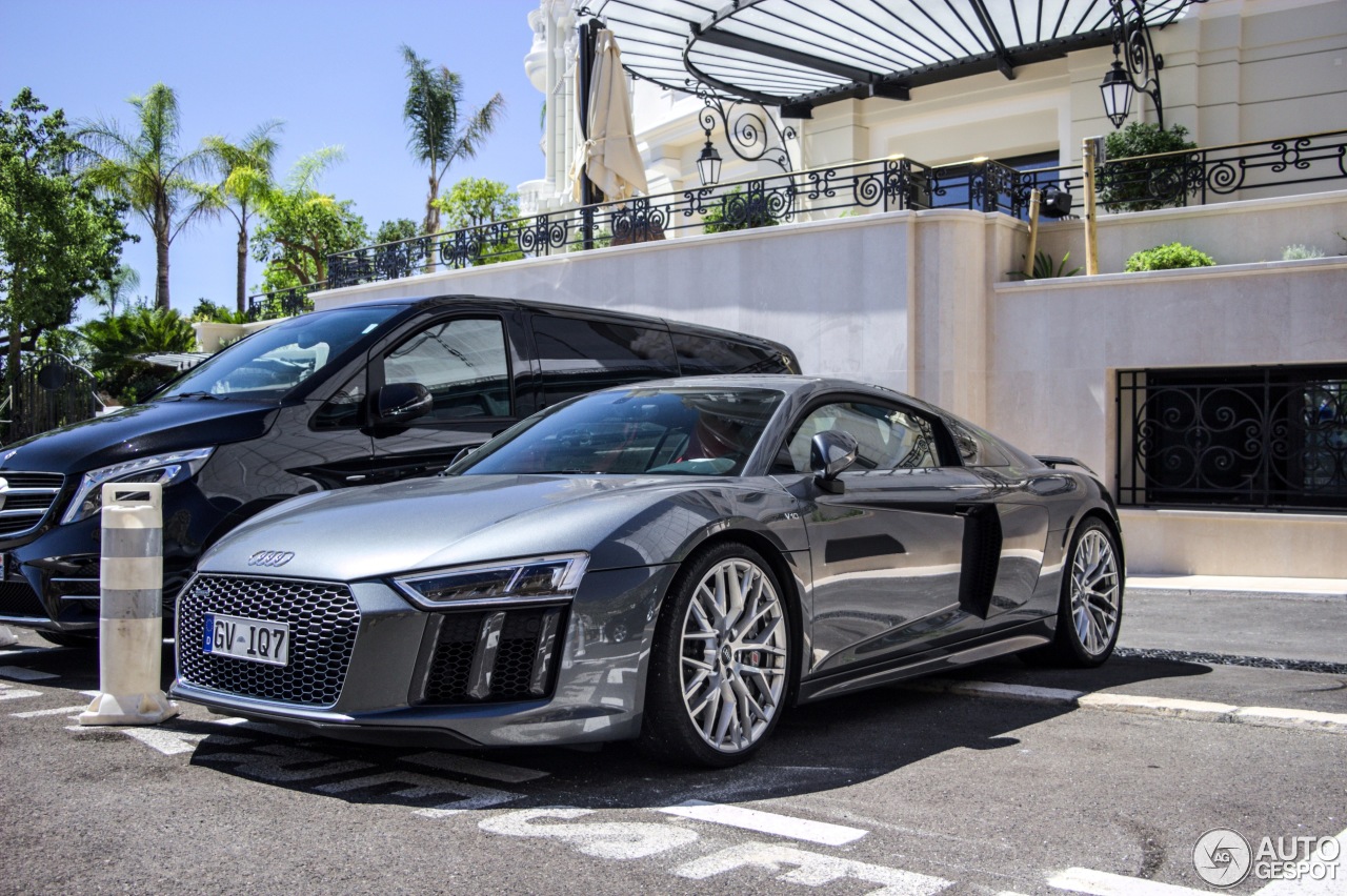 Audi R8 V10 Plus 2015