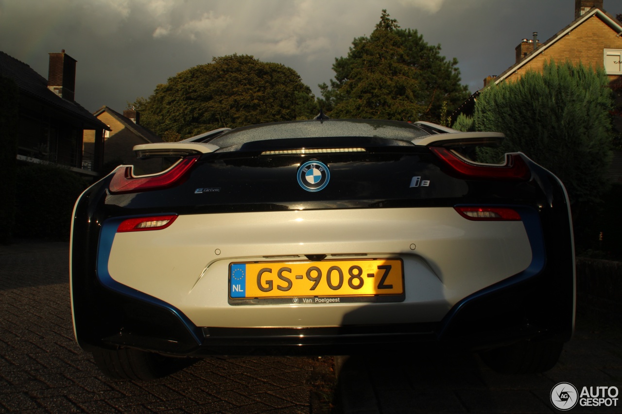 BMW i8