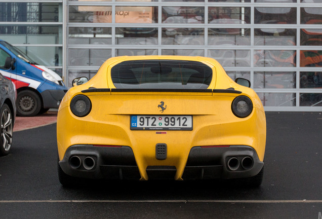 Ferrari F12berlinetta Novitec Rosso