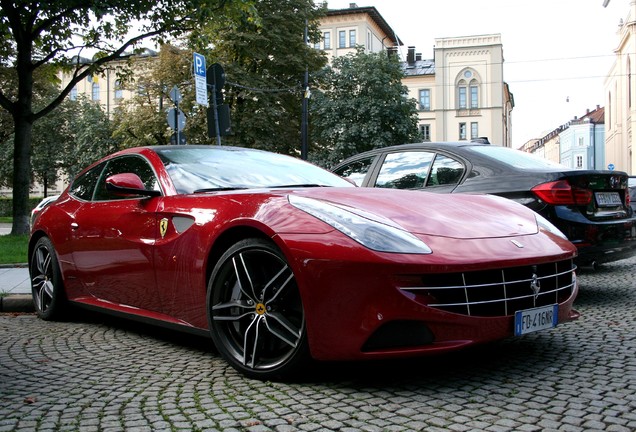 Ferrari FF