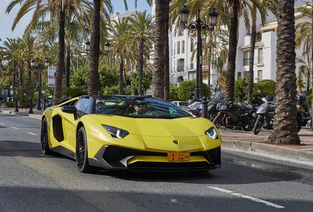 Lamborghini Aventador LP750-4 SuperVeloce Roadster