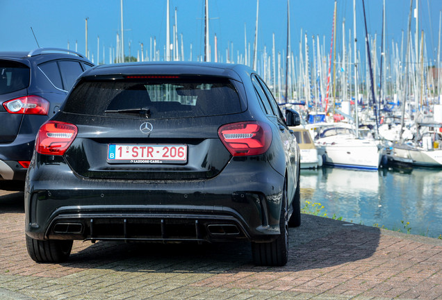 Mercedes-AMG A 45 W176 2015