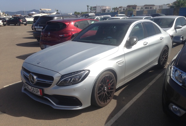 Mercedes-AMG C 63 S W205