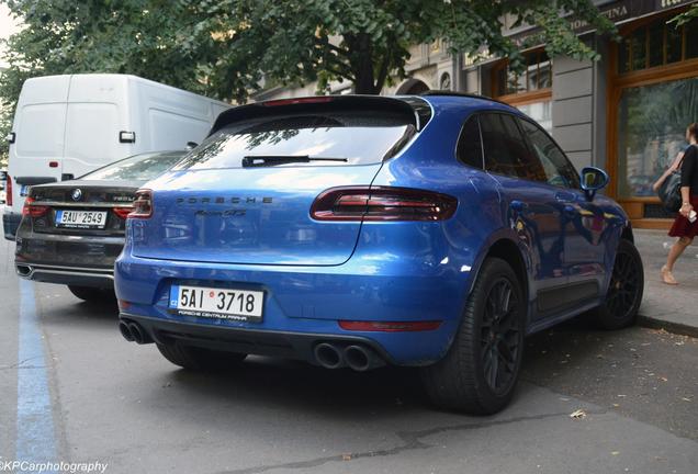 Porsche 95B Macan GTS