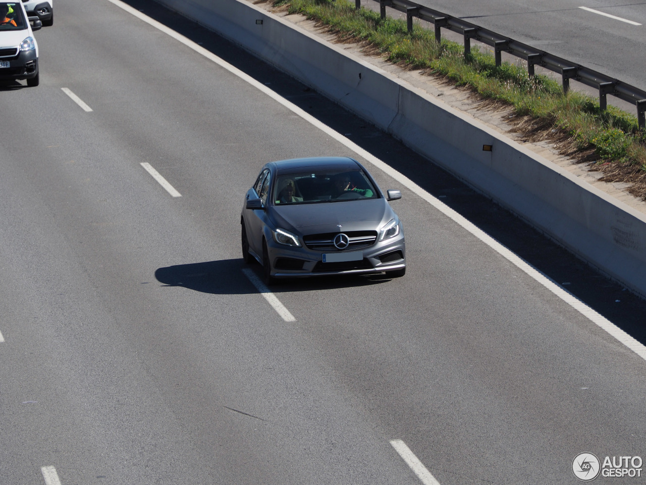 Mercedes-Benz A 45 AMG