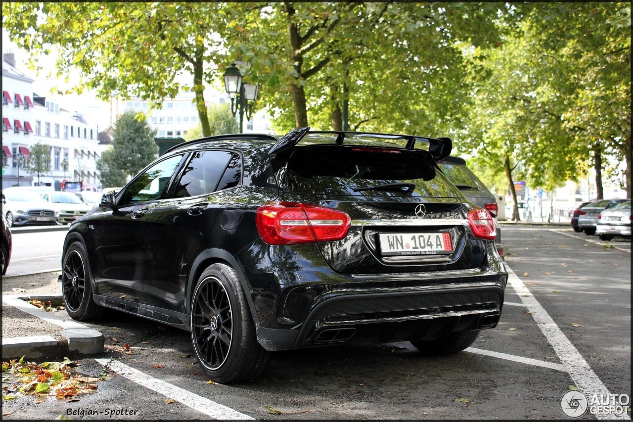 Mercedes-Benz GLA 45 AMG X156