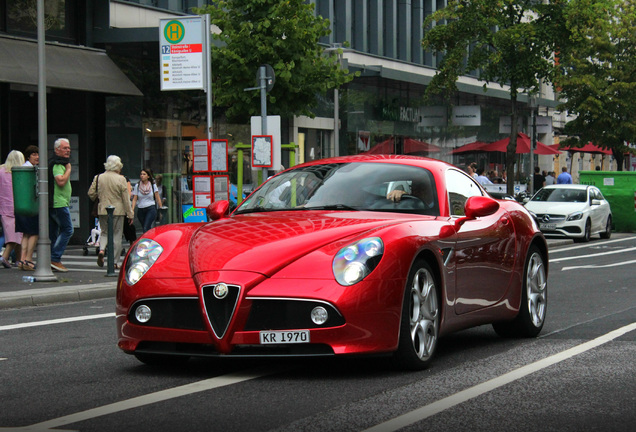 Alfa Romeo 8C Competizione